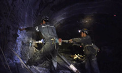 護航有限空間作業(yè)安全-理研便攜式氣體檢測儀選型